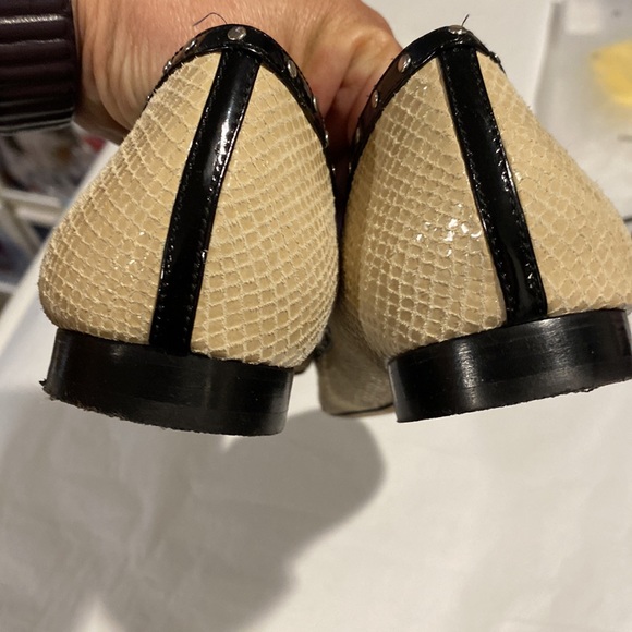 Shoes - Picture 3 of 7